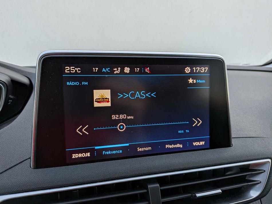 Peugeot 3008 1.6HDi 