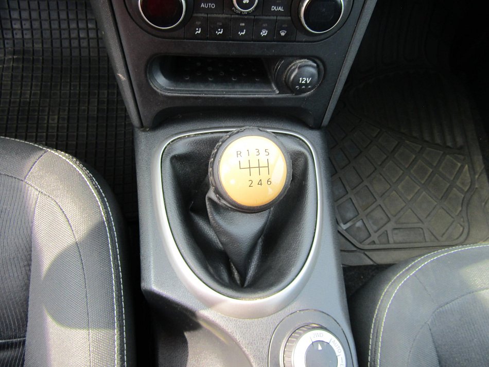 Nissan Qashqai 2.0 dci 