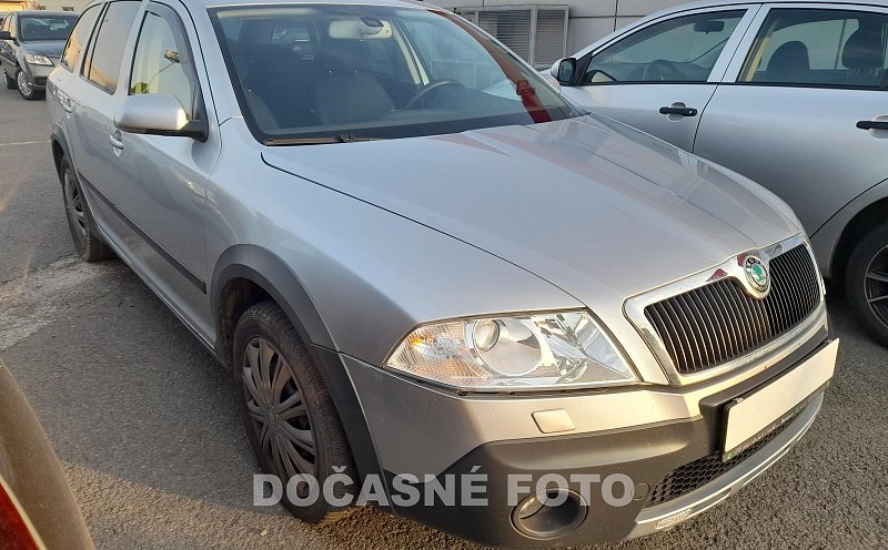 Škoda Octavia II 2.0 TDI Scout 4x4