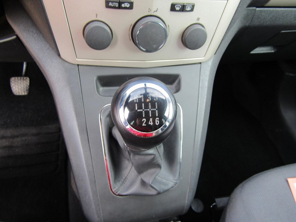 Opel Zafira 1.7 CDI 