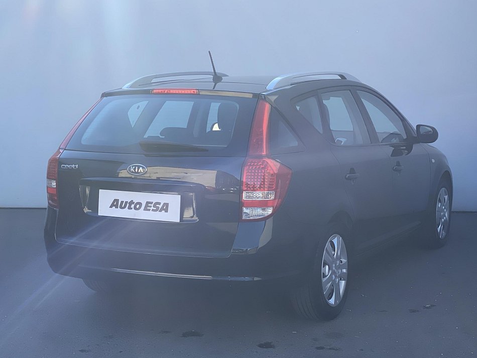 Kia Ceed 1.4i Spirit