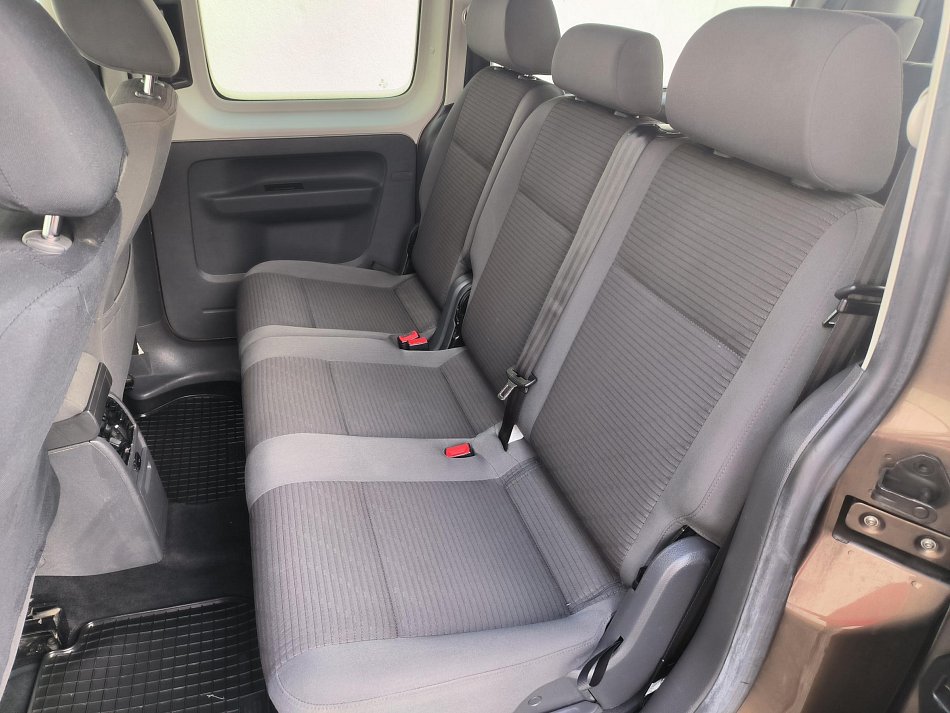 Volkswagen Caddy 2.0TDi Comfortline MAXi 7míst
