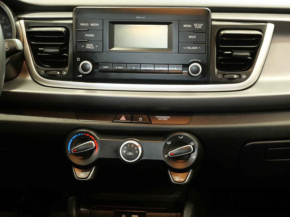 Kia Rio 1.2i 