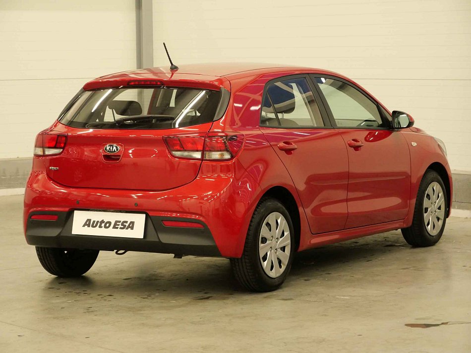 Kia Rio 1.2i 