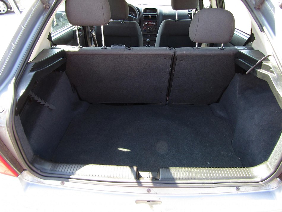 Opel Astra 1.6 16V 