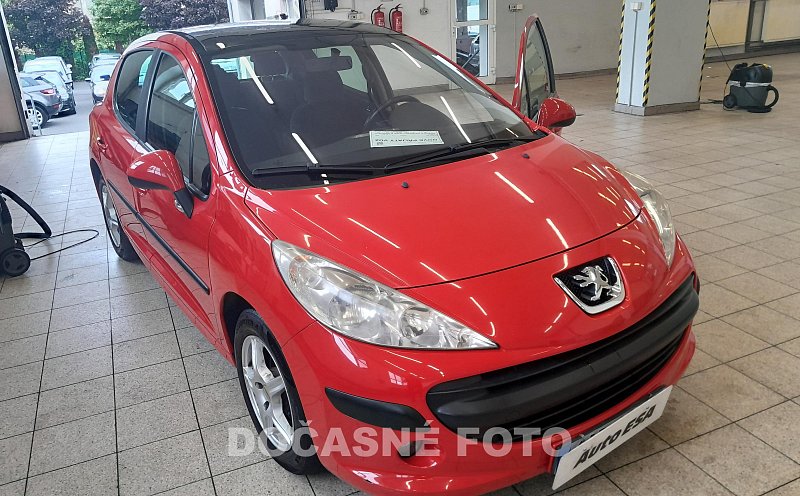 Peugeot 207 1.4 16V 