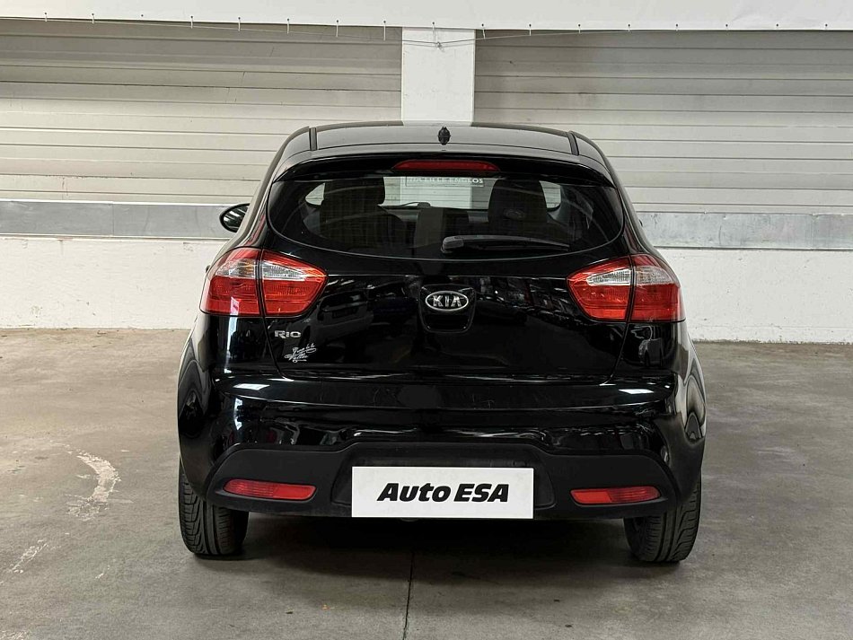 Kia Rio 1.2i 
