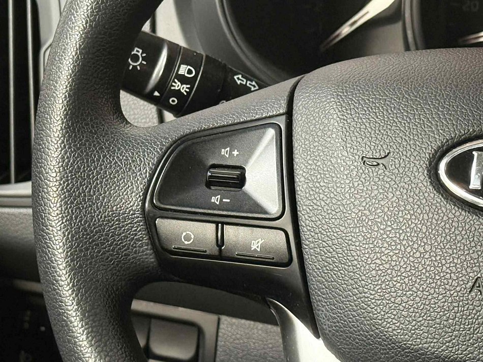 Kia Rio 1.2i 