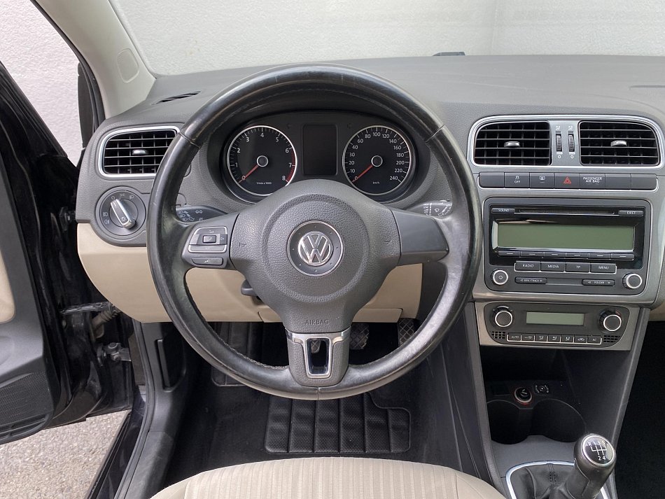 Volkswagen Polo 1.4 16V Sportline