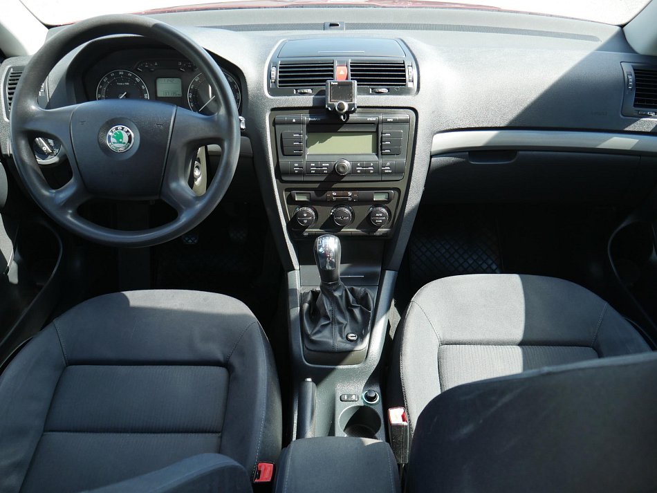 Škoda Octavia II 1.9TDi Elegance