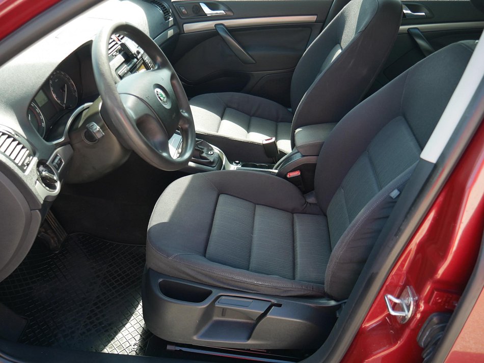 Škoda Octavia II 1.9TDi Elegance