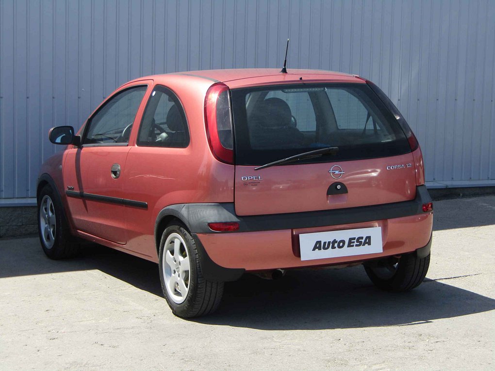 Opel Corsa 1.2i 