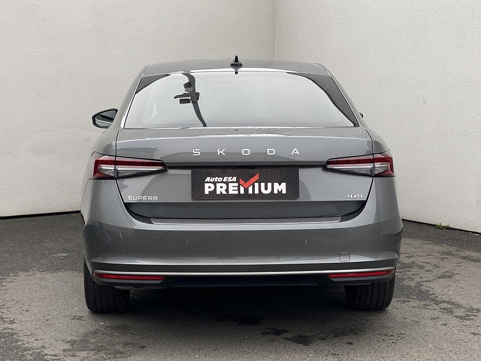 Škoda Superb IV 2.0 TSi L&K