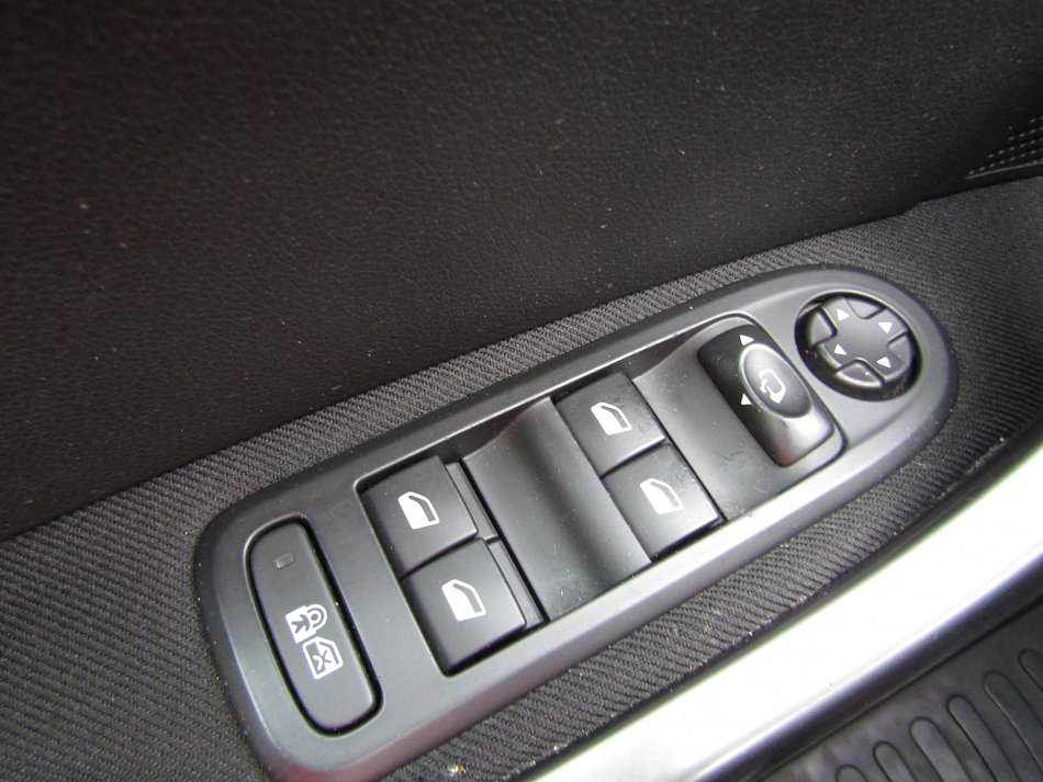 Peugeot 308 1.6HDi 
