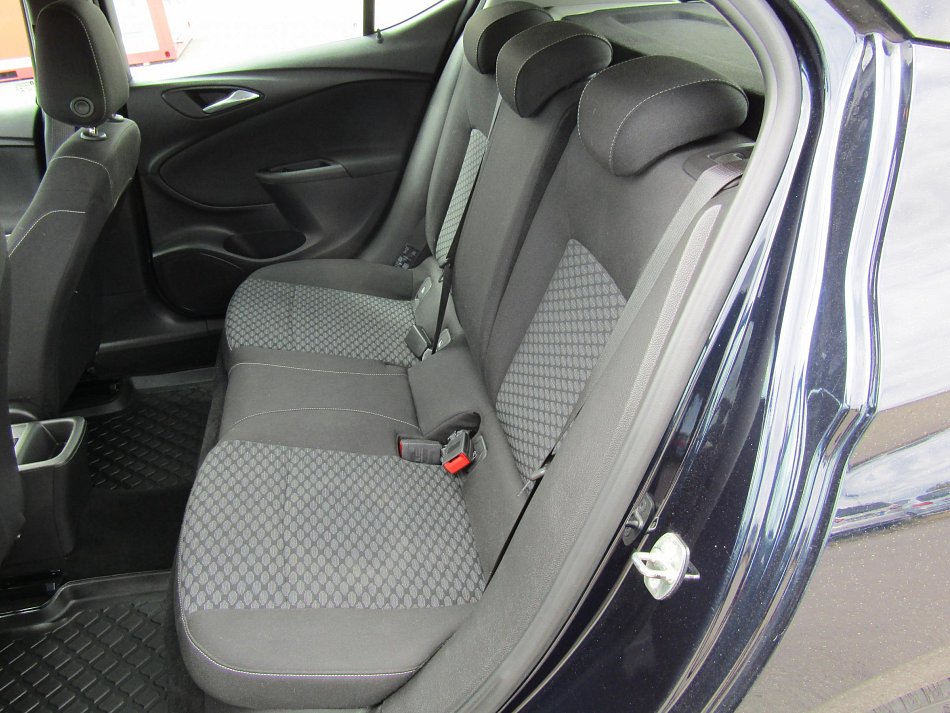 Opel Astra 1.4 T Edition