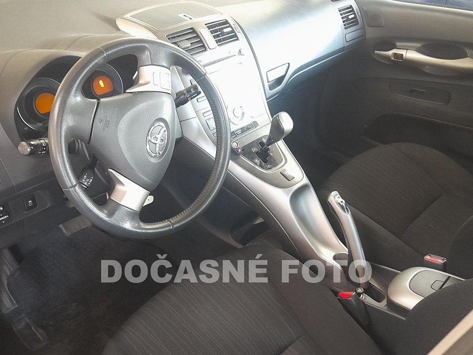 Toyota Auris 1.6i 