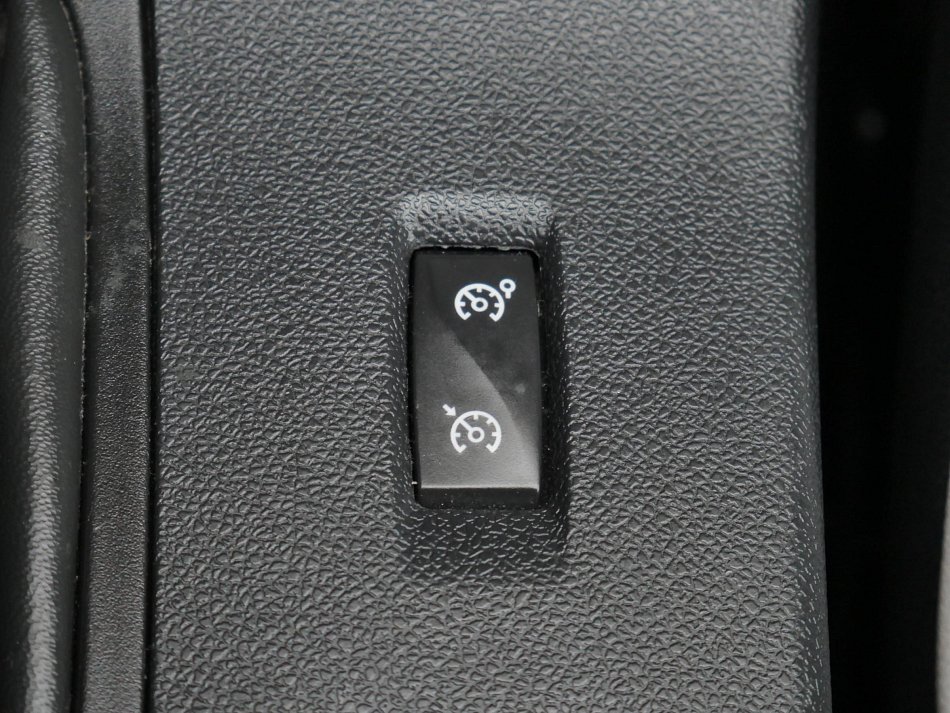 Renault Fluence 1.6i 