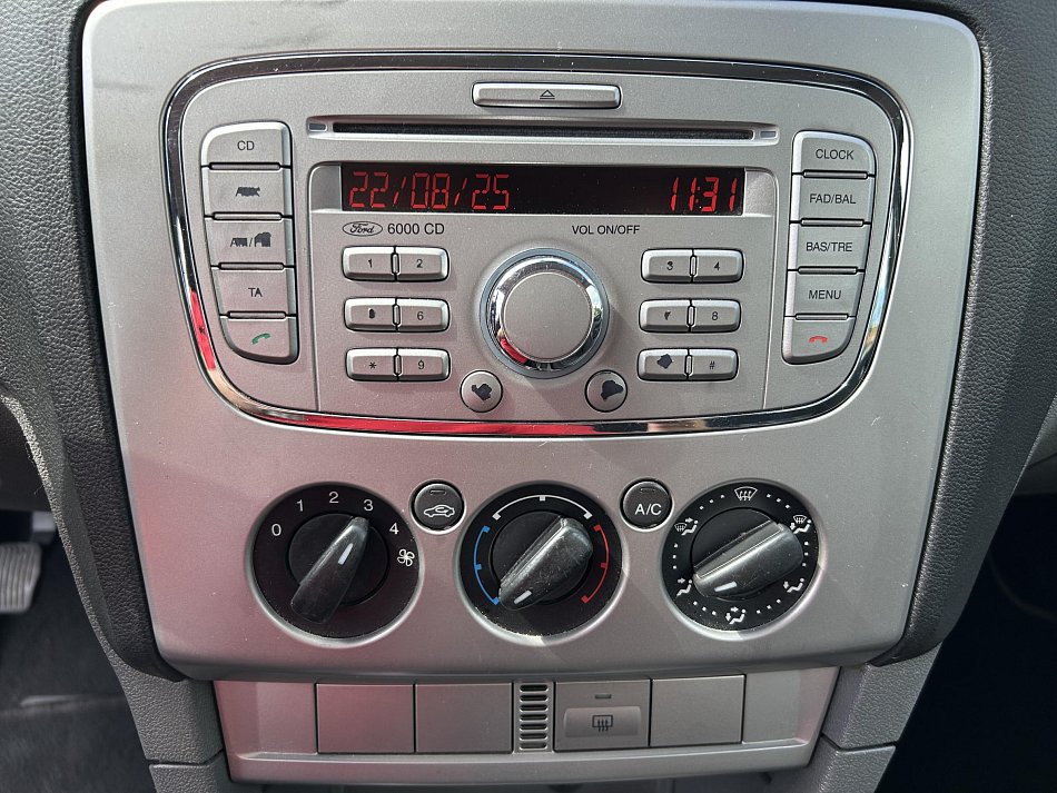 Ford Focus 1.6 i 