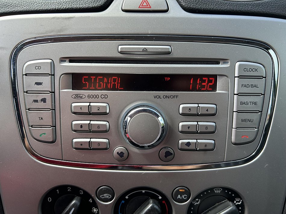 Ford Focus 1.6 i 