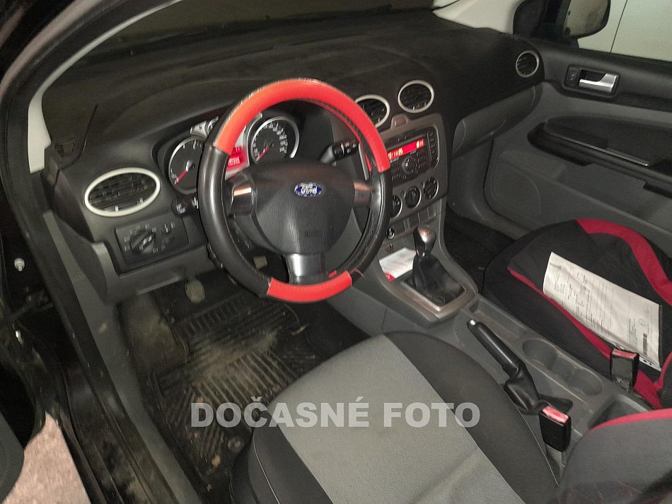 Ford Focus 1.6i 