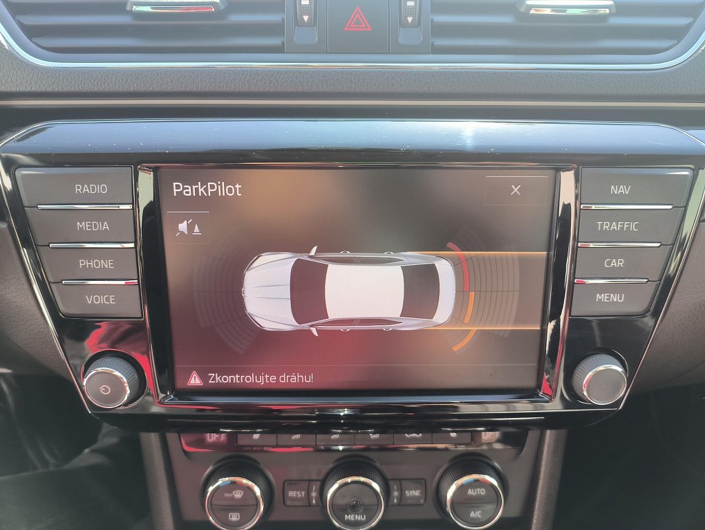 Škoda Superb III 1.8 TSi L&K