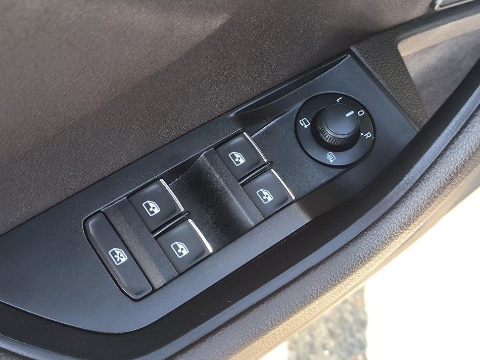 Škoda Superb III 1.8 TSi L&K