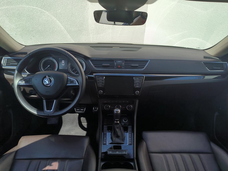 Škoda Superb III 1.8 TSi L&K
