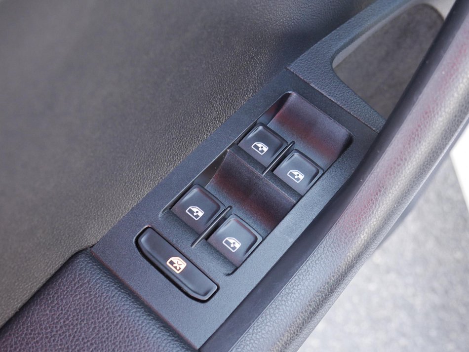 Škoda Octavia III 2.0TDi 