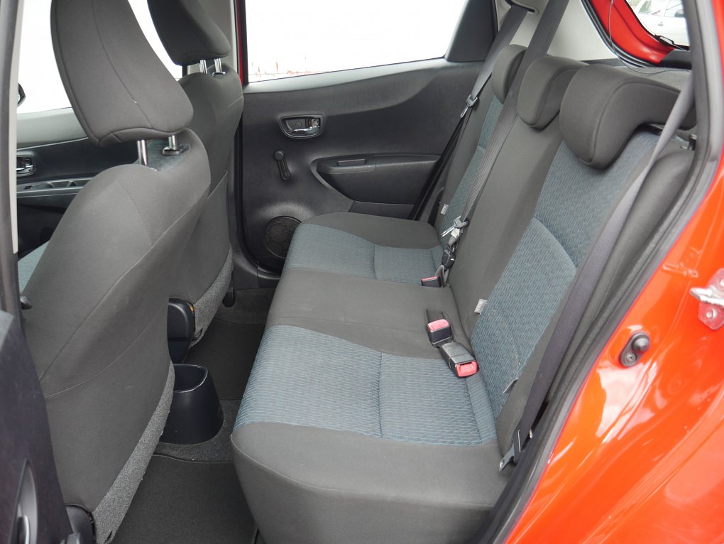 Toyota Yaris 1.3 VVT-I 