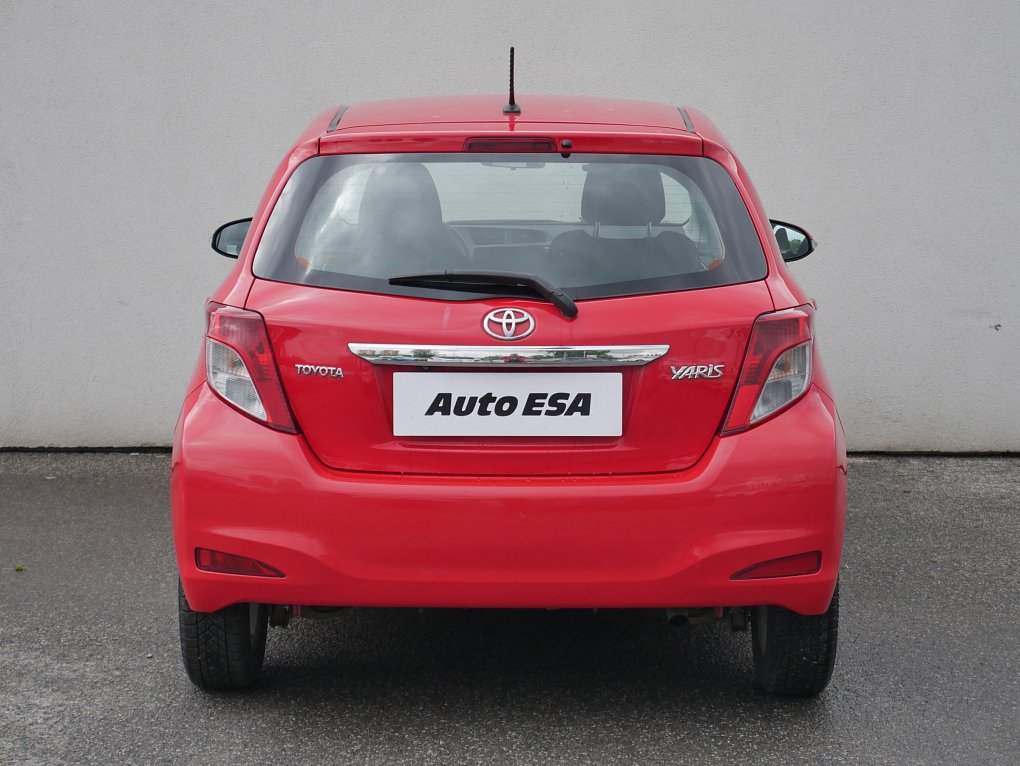 Toyota Yaris 1.3 VVT-I 