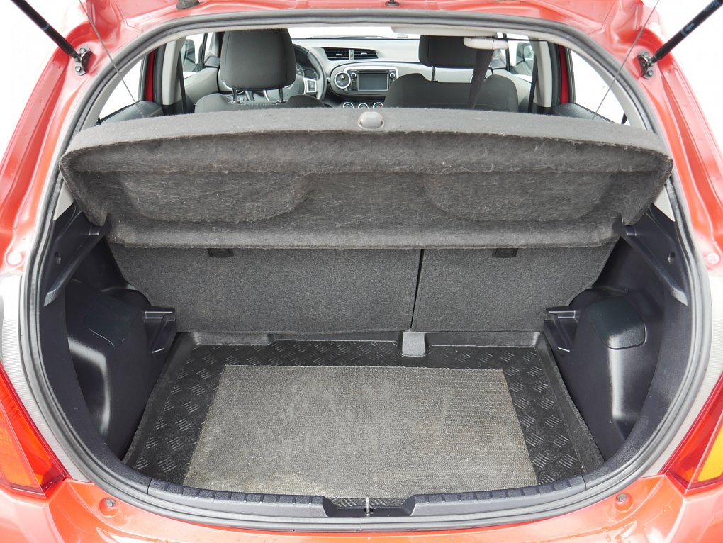 Toyota Yaris 1.3 VVT-I 