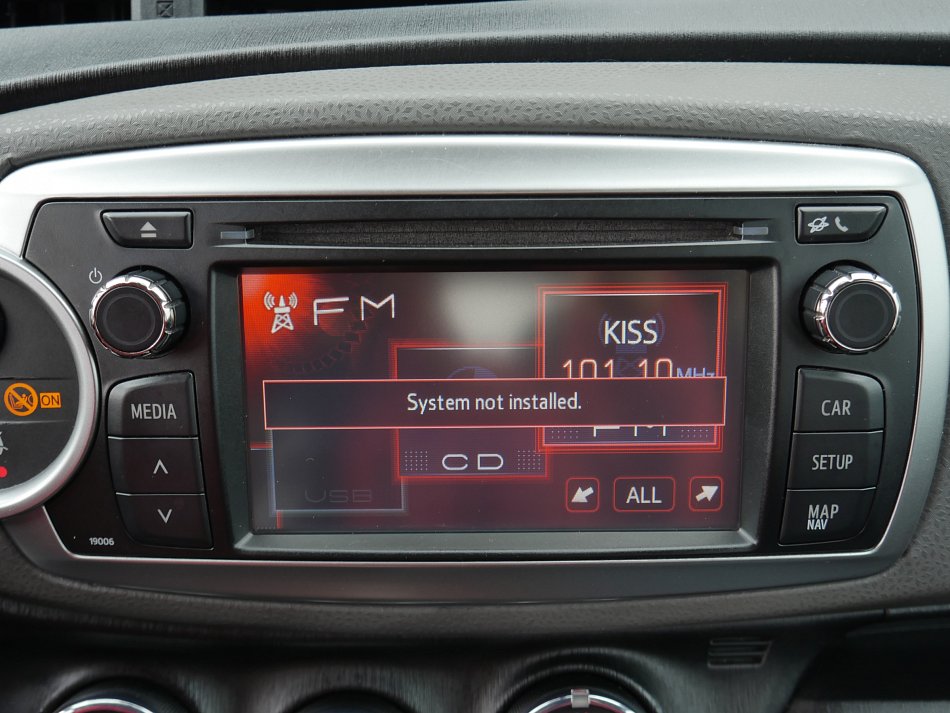 Toyota Yaris 1.3 VVT-I 