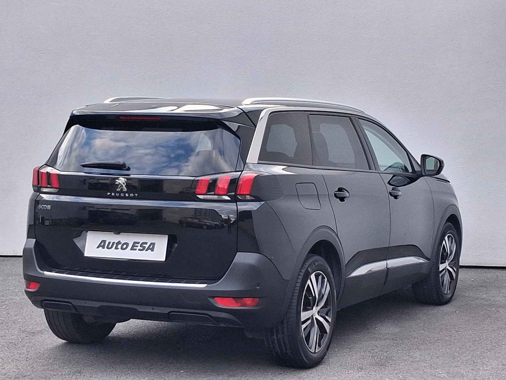Peugeot 5008 1.5 HDi Allure