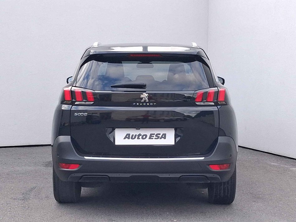 Peugeot 5008 1.5 HDi Allure