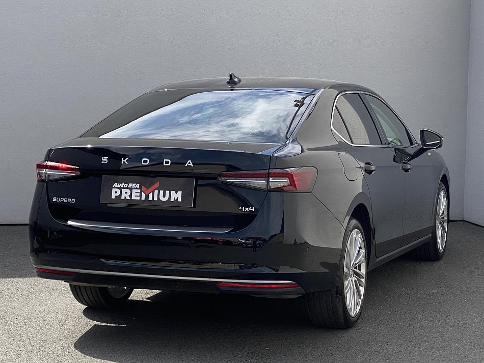 Škoda Superb IV 2.0 TSi L&K 4x4