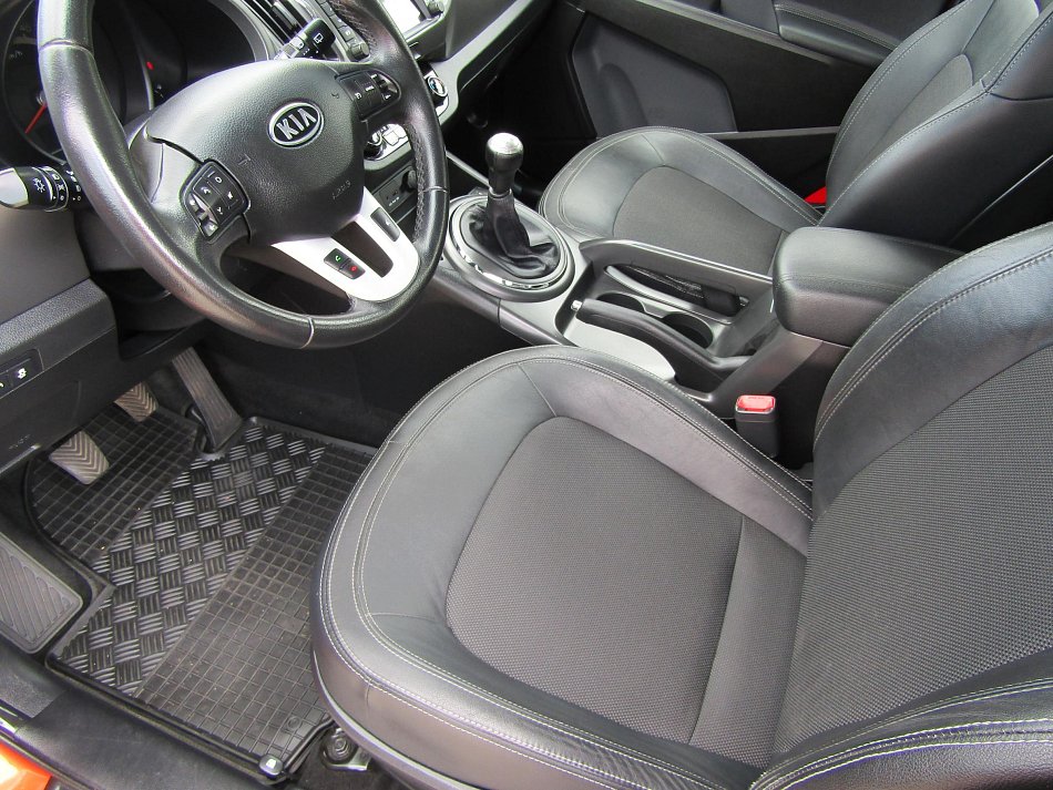 Kia Sportage 2.0CVVT 