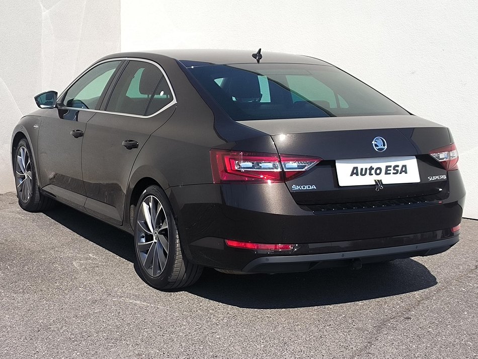Škoda Superb III 1.8 TSi L&K