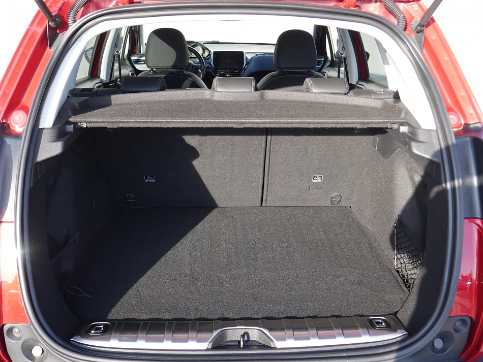 Peugeot 2008 1.2 PT 