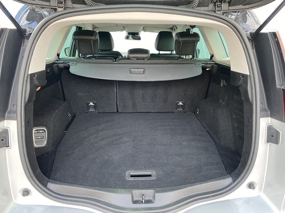 Renault Grand Scénic 1.6dCi Initiale
