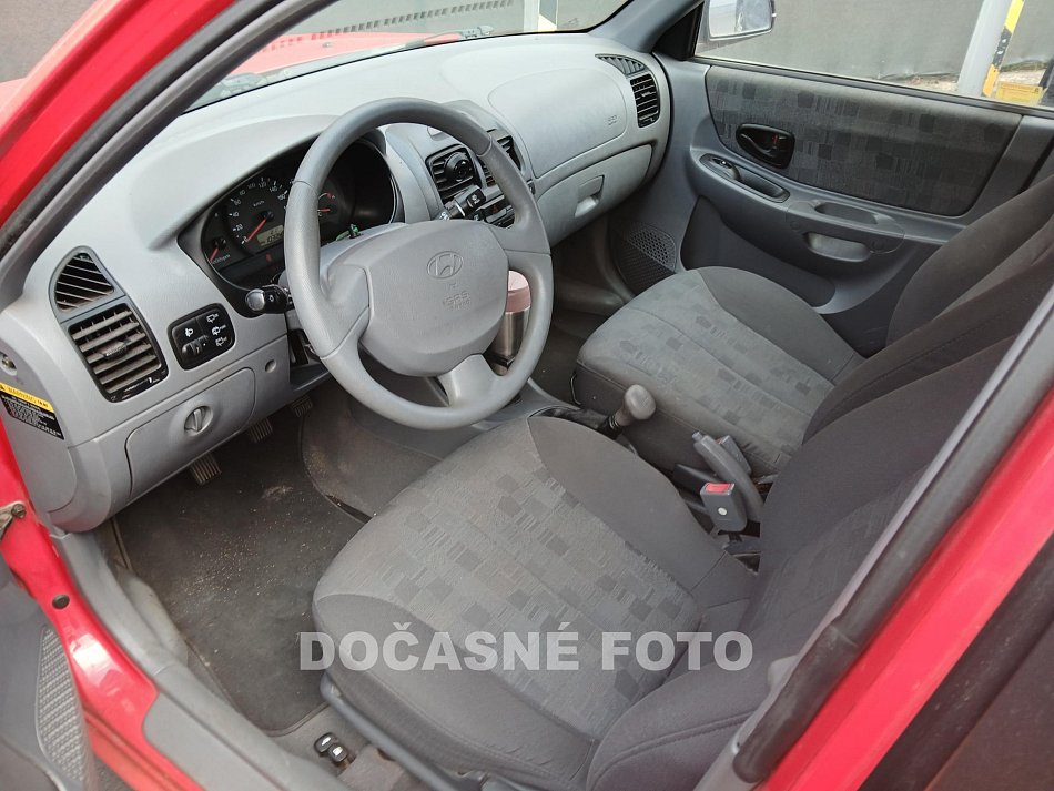 Hyundai Accent 1.4i 