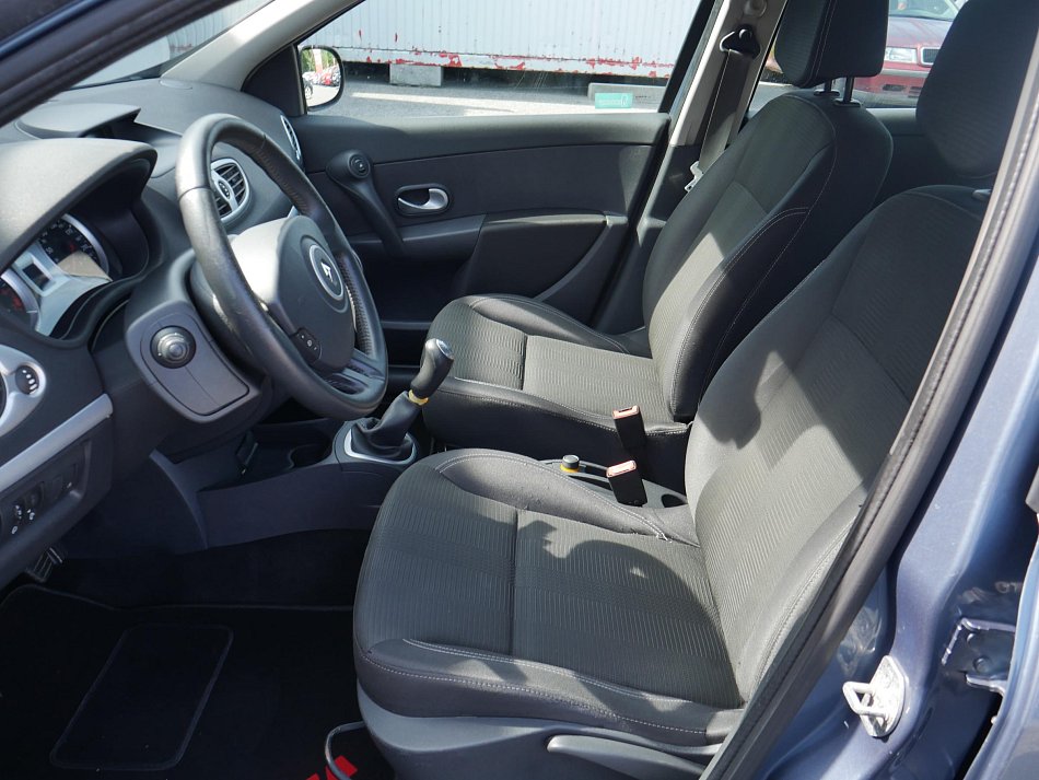 Renault Clio 1.2 i 