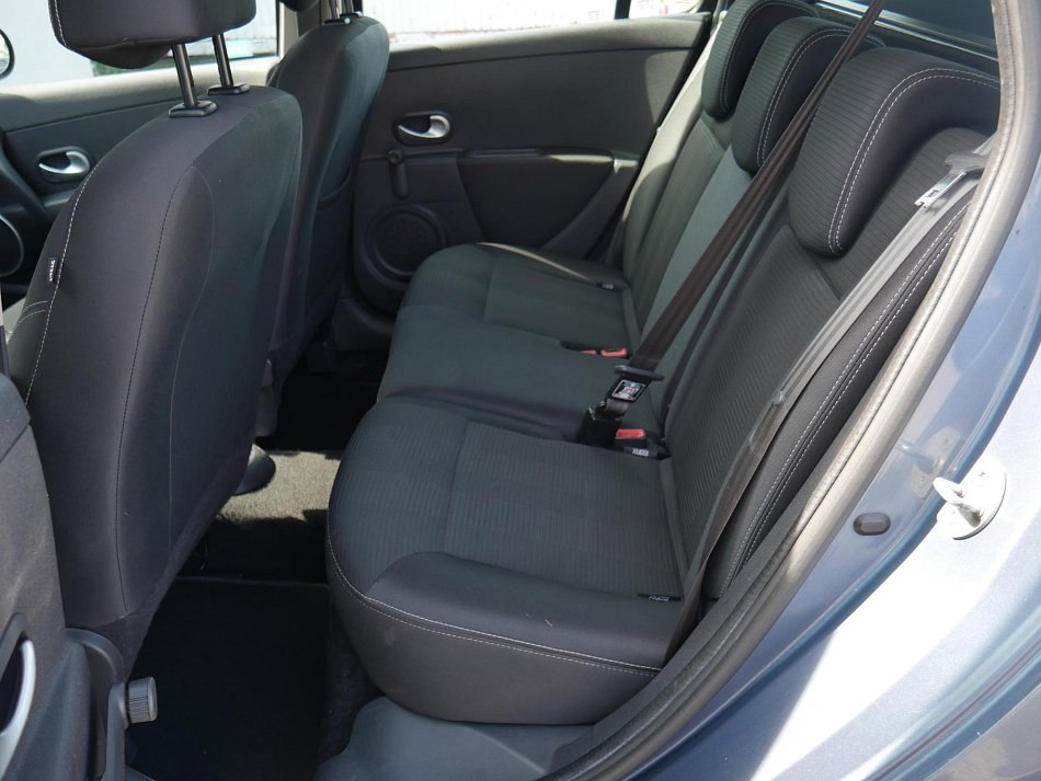 Renault Clio 1.2 i 