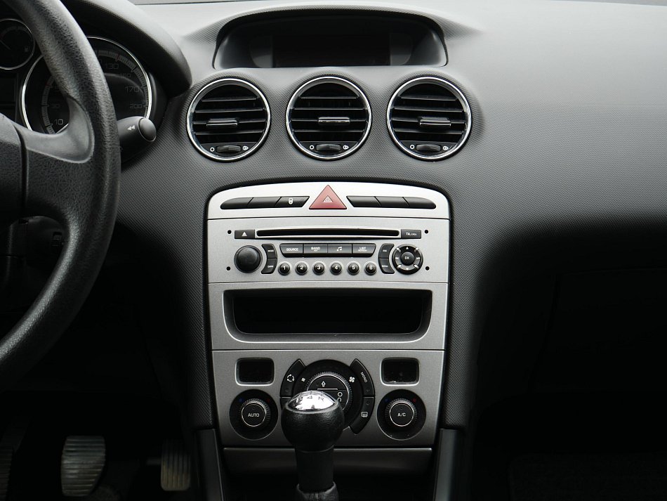 Peugeot 308 1.6 VTi 