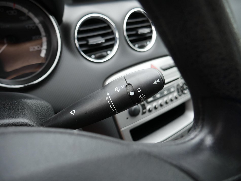Peugeot 308 1.6 VTi 