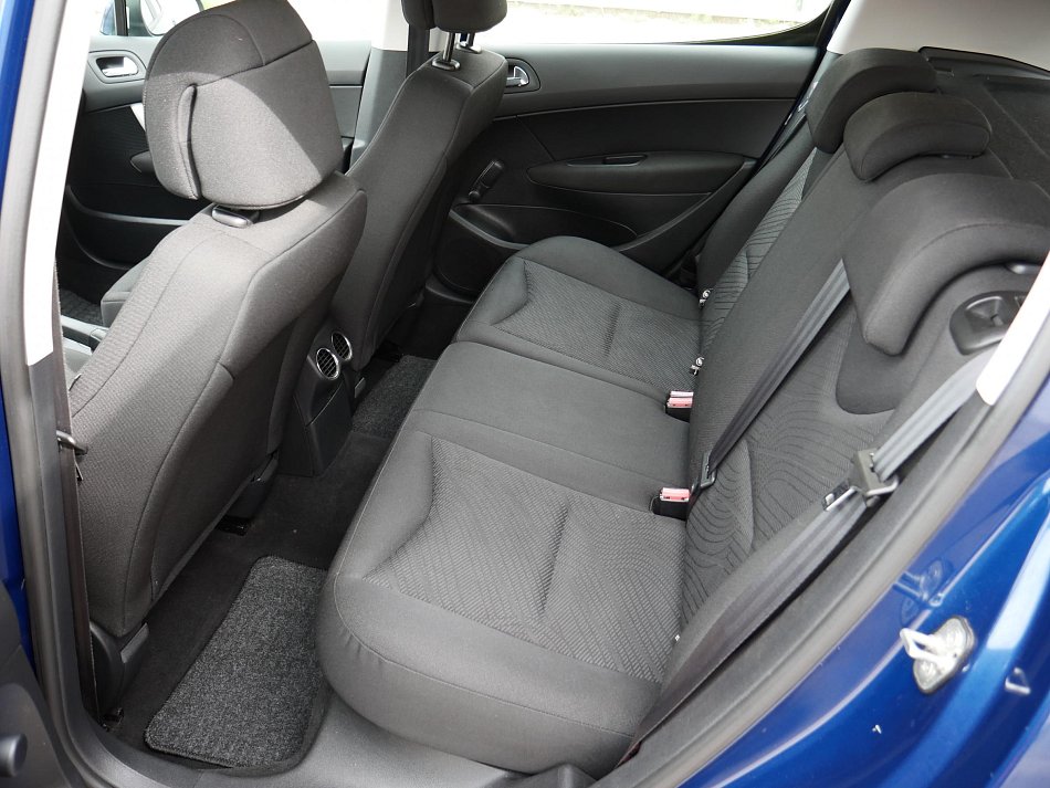Peugeot 308 1.6 VTi 