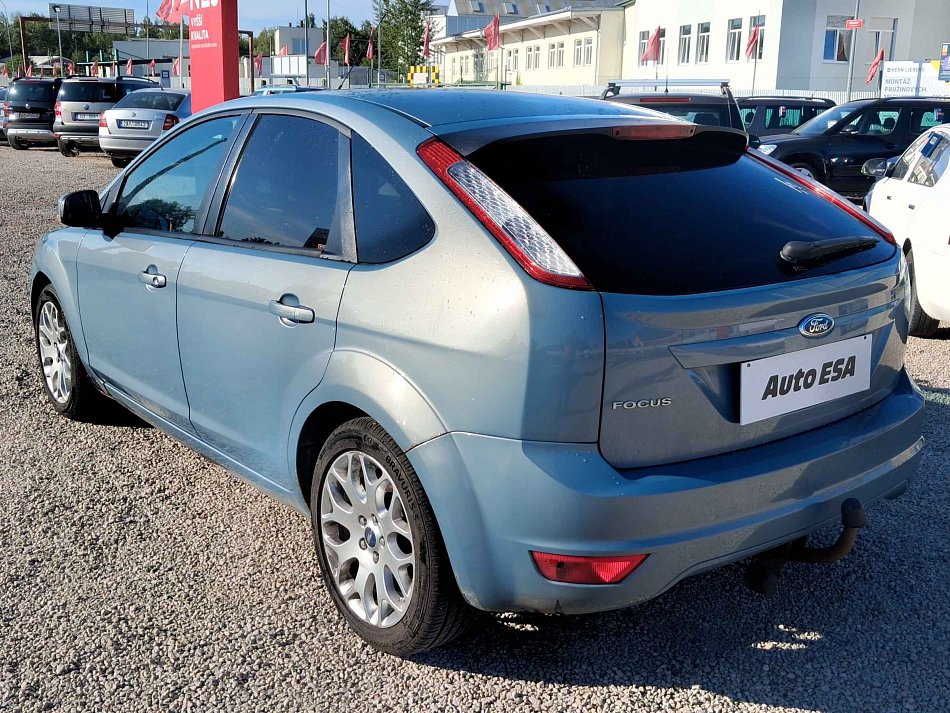 Ford Focus 1.6i 