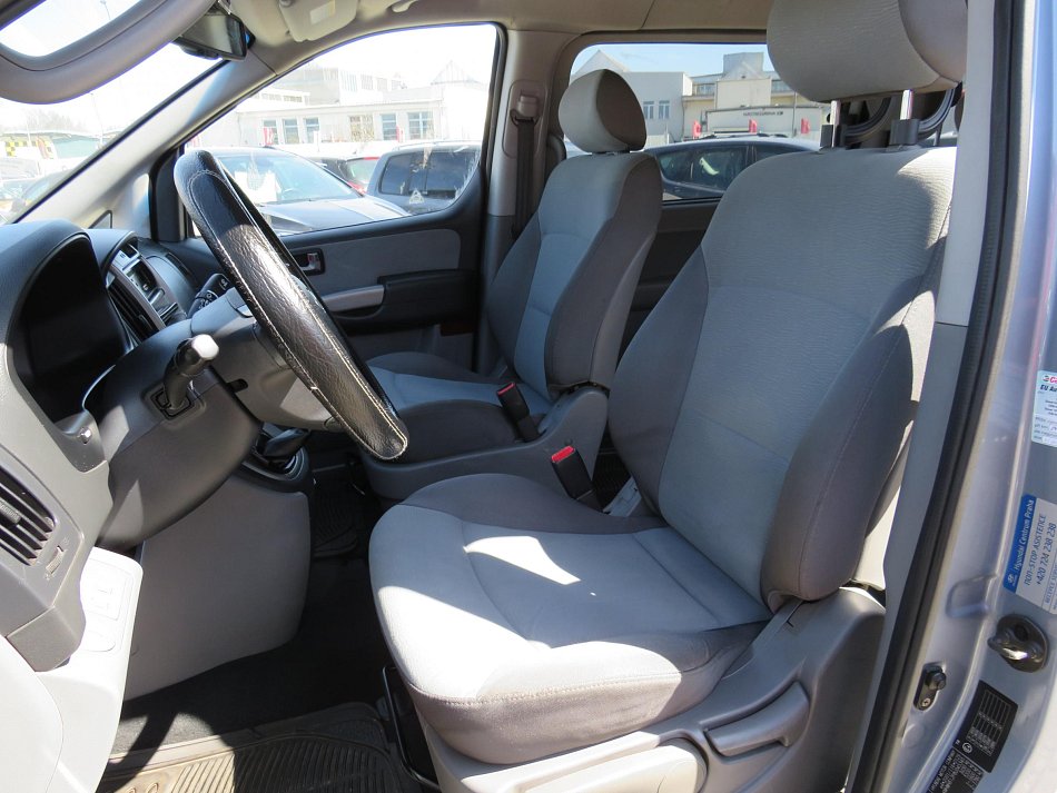 Hyundai H 1 2.5CRDi  8míst