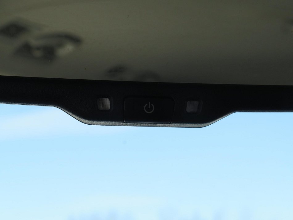 Hyundai H 1 2.5CRDi  8míst