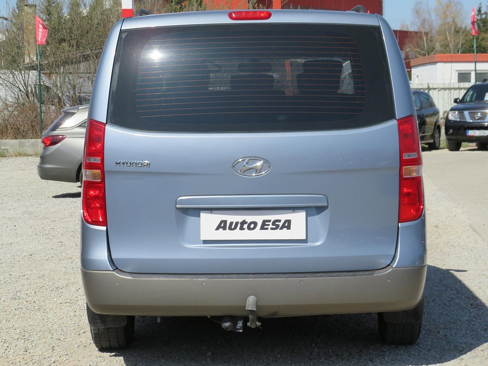 Hyundai H 1 2.5CRDi  8míst