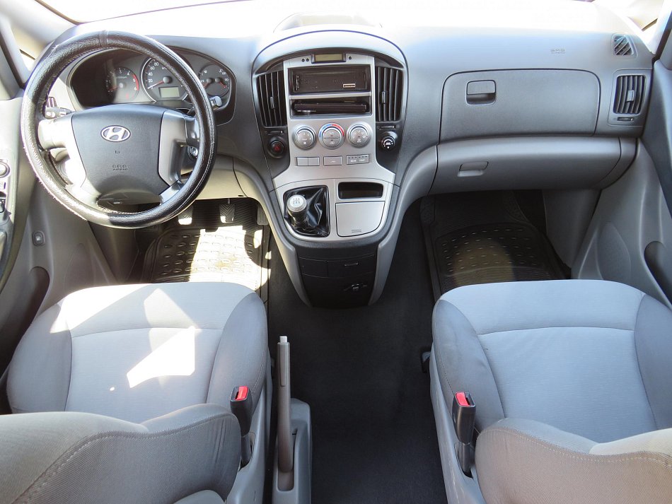 Hyundai H 1 2.5CRDi  8míst